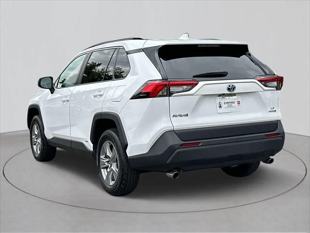 2022 Toyota RAV4 Hybrid LE