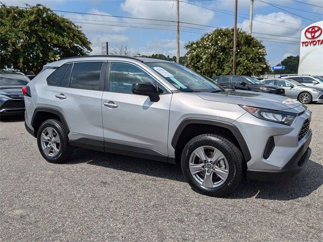 2022 Toyota RAV4 Hybrid LE