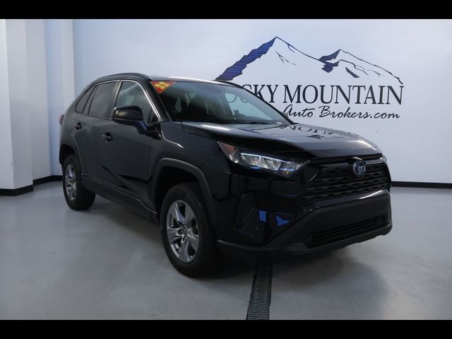 2022 Toyota RAV4 Hybrid LE