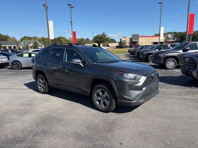 2022 Toyota RAV4 Hybrid LE