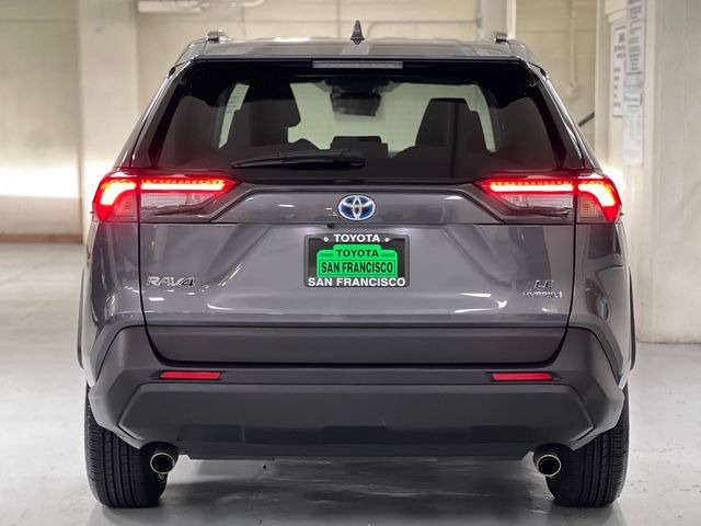 2022 Toyota RAV4 Hybrid LE