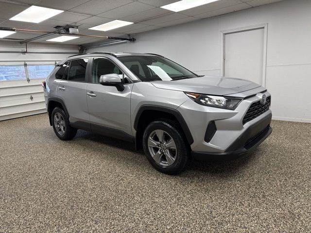 2022 Toyota RAV4 Hybrid LE