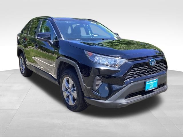 2022 Toyota RAV4 Hybrid LE