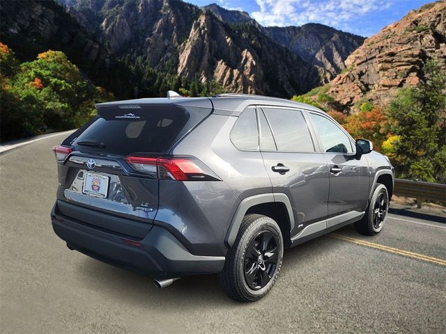 2022 Toyota RAV4 Hybrid LE