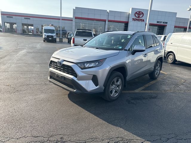 2022 Toyota RAV4 Hybrid LE