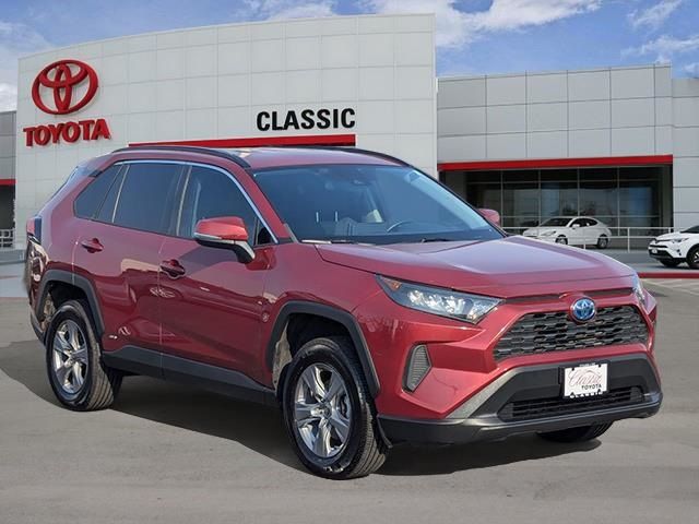 2022 Toyota RAV4 Hybrid LE