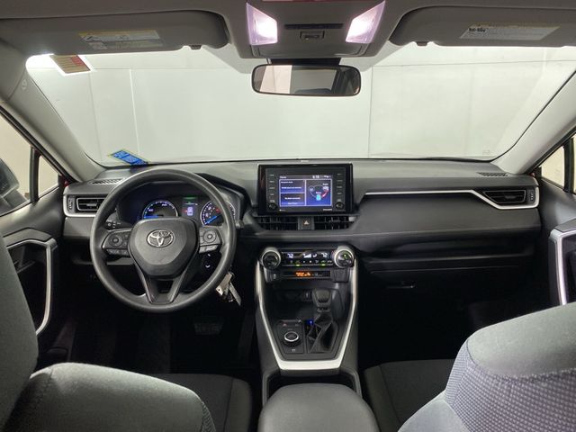 2022 Toyota RAV4 Hybrid LE