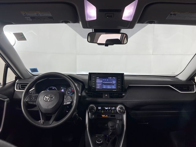 2022 Toyota RAV4 Hybrid LE