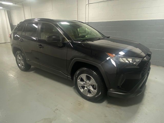2022 Toyota RAV4 Hybrid LE