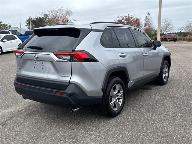 2022 Toyota RAV4 Hybrid LE