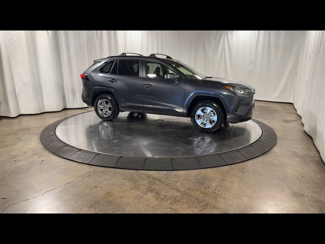 2022 Toyota RAV4 Hybrid LE