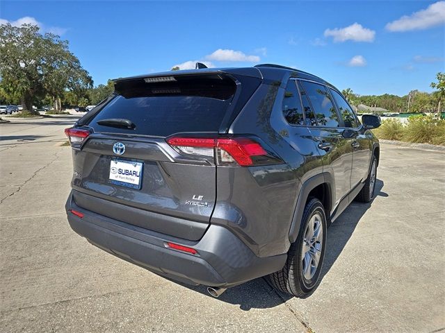 2022 Toyota RAV4 Hybrid LE