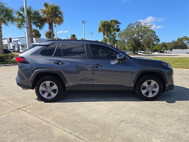 2022 Toyota RAV4 Hybrid LE