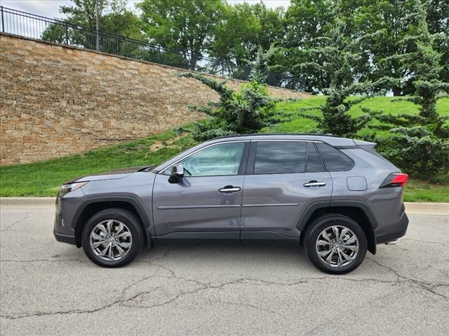 2022 Toyota RAV4 Hybrid Limited