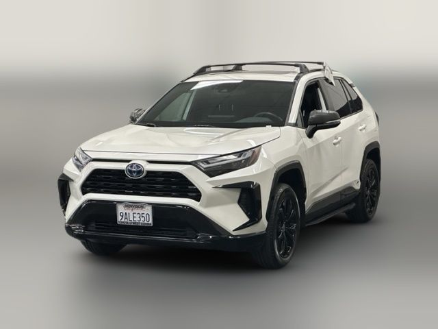 2022 Toyota RAV4 Hybrid SE