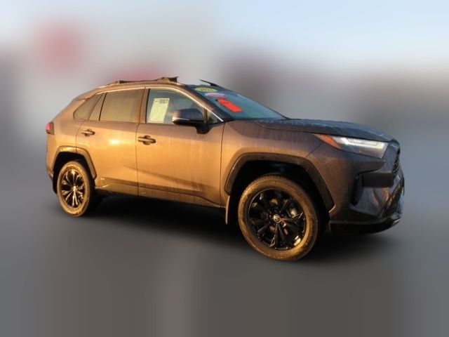 2022 Toyota RAV4 Hybrid SE