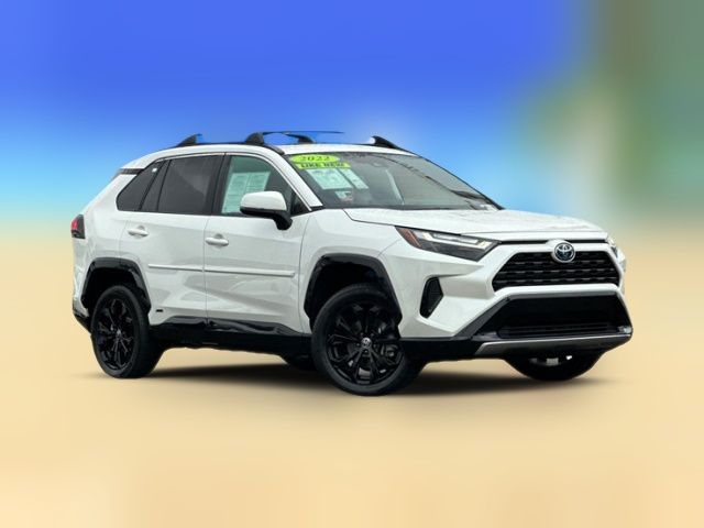 2022 Toyota RAV4 Hybrid SE