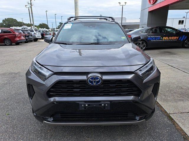 2022 Toyota RAV4 Hybrid SE