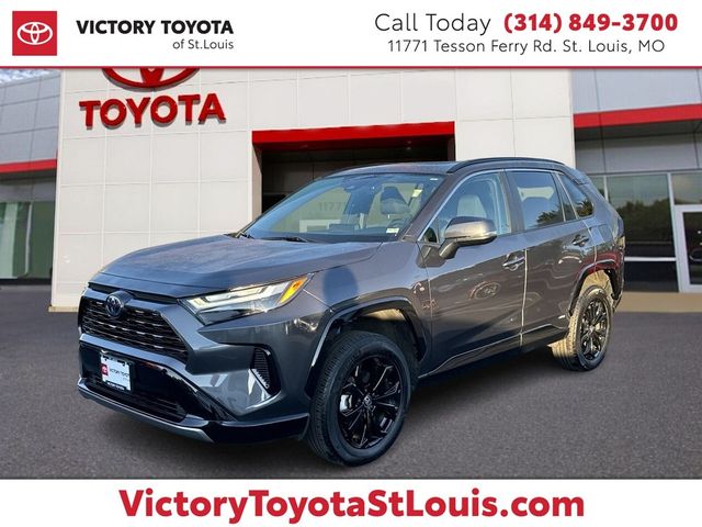 2022 Toyota RAV4 Hybrid SE