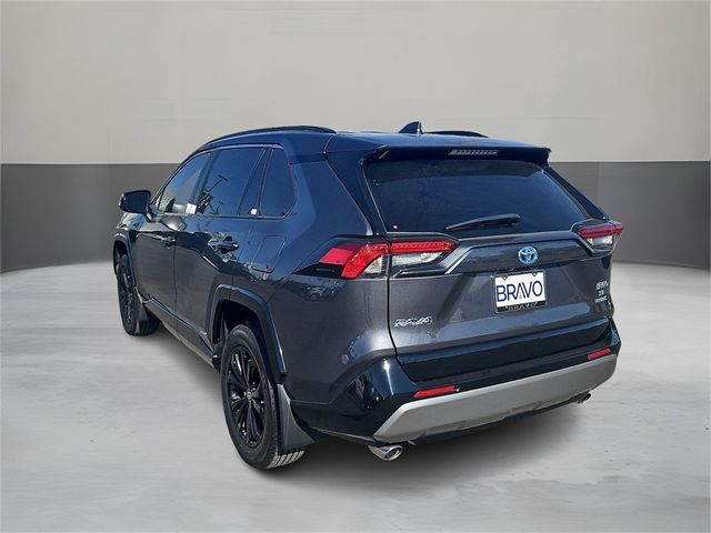 2022 Toyota RAV4 Hybrid SE