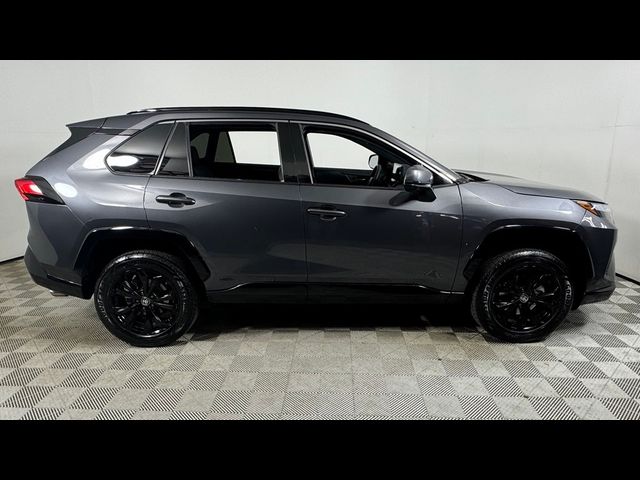 2022 Toyota RAV4 Hybrid SE