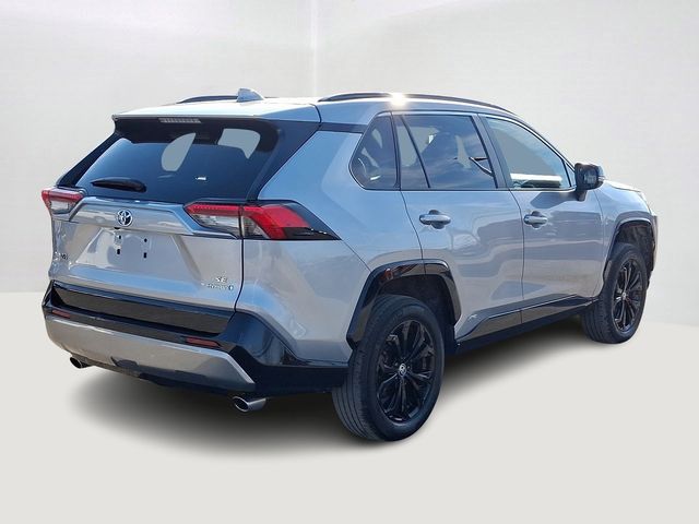 2022 Toyota RAV4 Hybrid SE