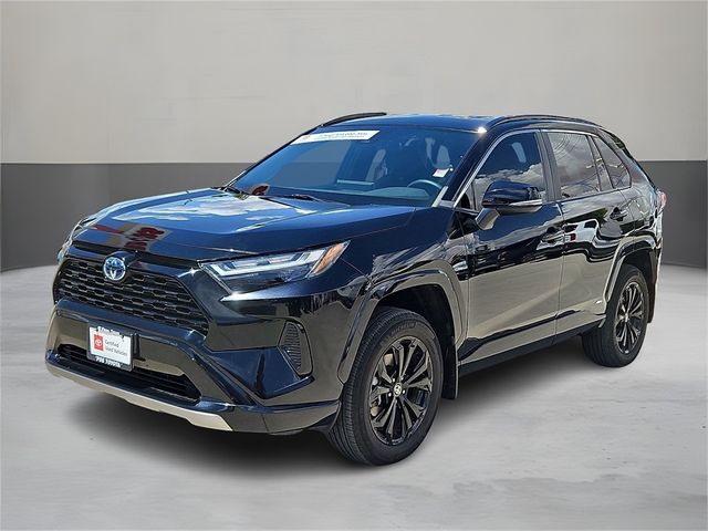 2022 Toyota RAV4 Hybrid SE