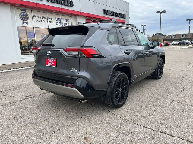 2022 Toyota RAV4 Hybrid SE