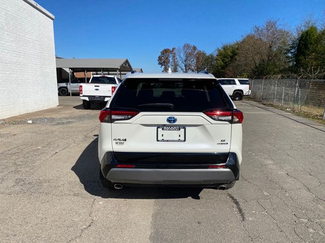 2022 Toyota RAV4 Hybrid SE