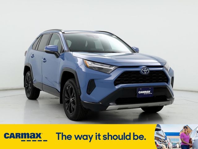 2022 Toyota RAV4 Hybrid SE