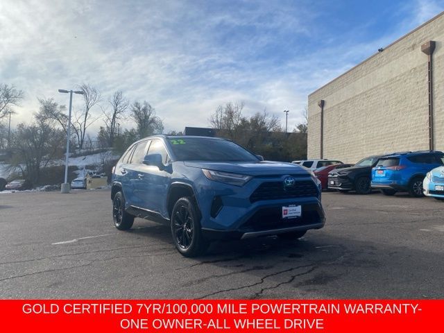 2022 Toyota RAV4 Hybrid SE