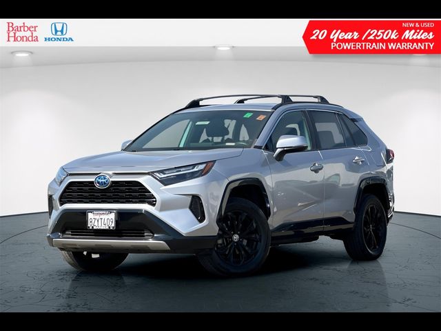 2022 Toyota RAV4 Hybrid SE