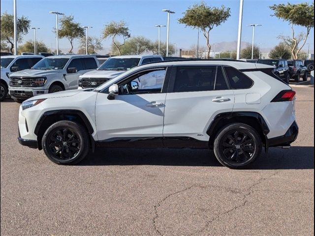 2022 Toyota RAV4 Hybrid SE