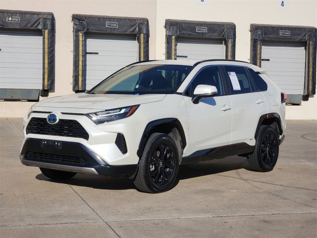 2022 Toyota RAV4 Hybrid SE