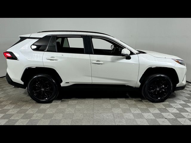 2022 Toyota RAV4 Hybrid SE