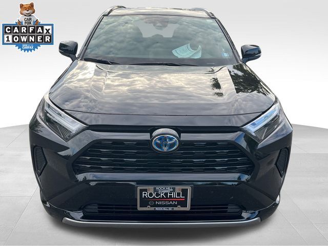 2022 Toyota RAV4 Hybrid SE