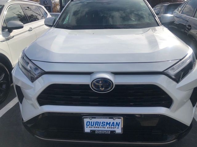 2022 Toyota RAV4 Hybrid SE