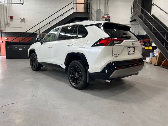 2022 Toyota RAV4 Hybrid SE