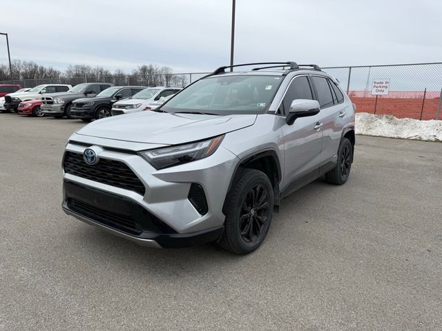 2022 Toyota RAV4 Hybrid SE