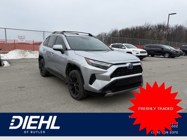 2022 Toyota RAV4 Hybrid SE