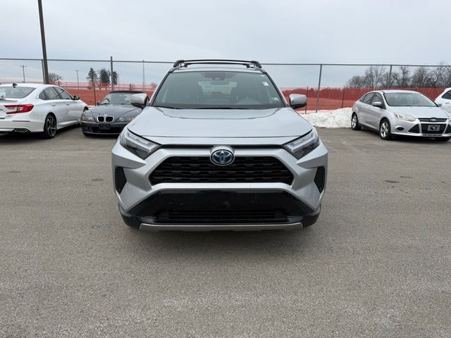 2022 Toyota RAV4 Hybrid SE