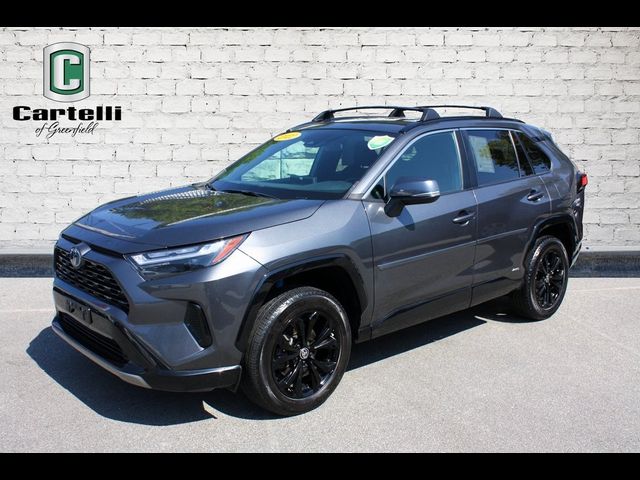 2022 Toyota RAV4 Hybrid SE