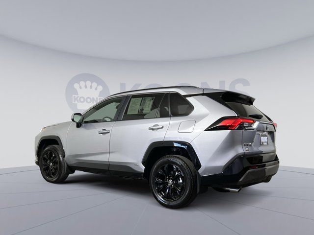 2022 Toyota RAV4 Hybrid SE