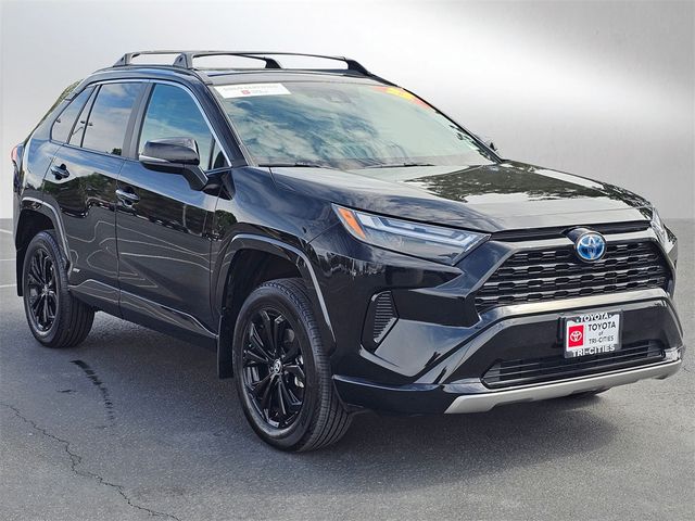 2022 Toyota RAV4 Hybrid SE