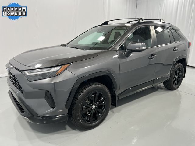 2022 Toyota RAV4 Hybrid SE