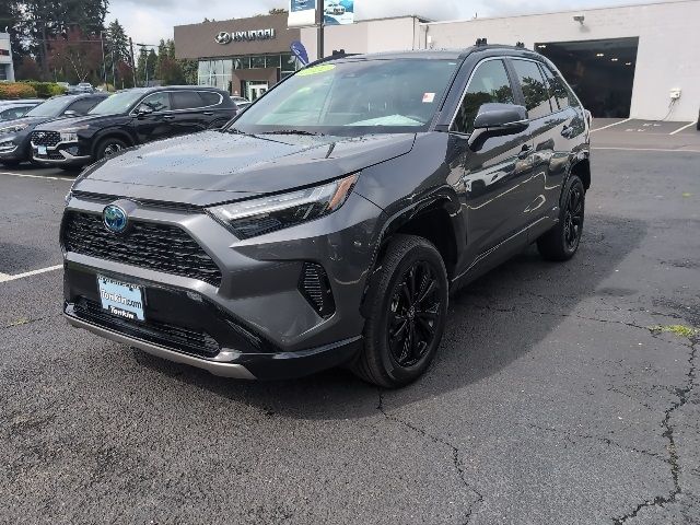 2022 Toyota RAV4 Hybrid SE