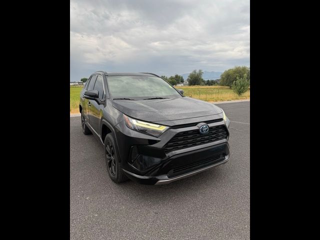 2022 Toyota RAV4 Hybrid SE