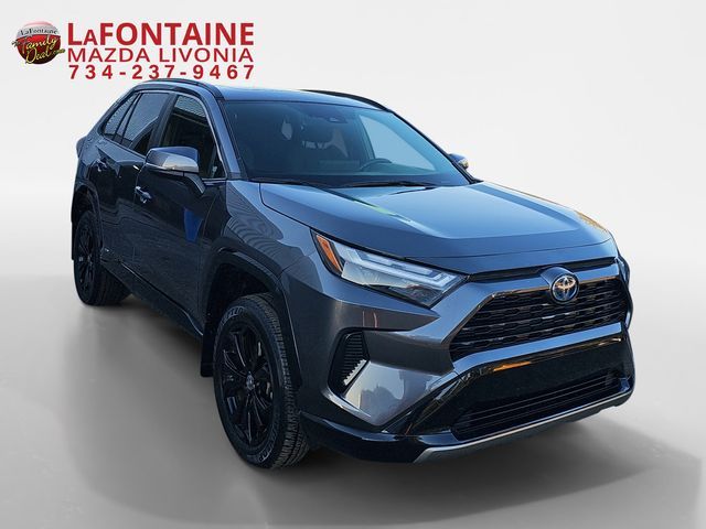 2022 Toyota RAV4 Hybrid SE