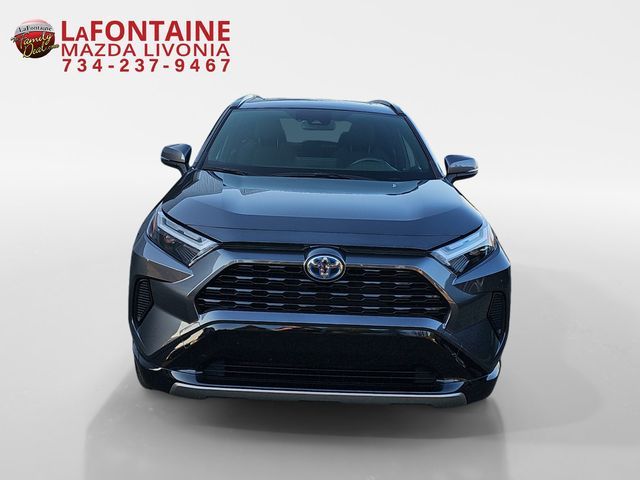 2022 Toyota RAV4 Hybrid SE