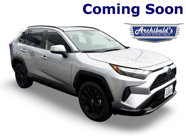 2022 Toyota RAV4 Hybrid SE